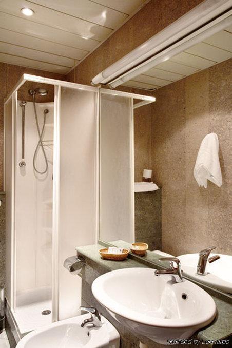 Dropiluc Otel Druento Oda fotoğraf