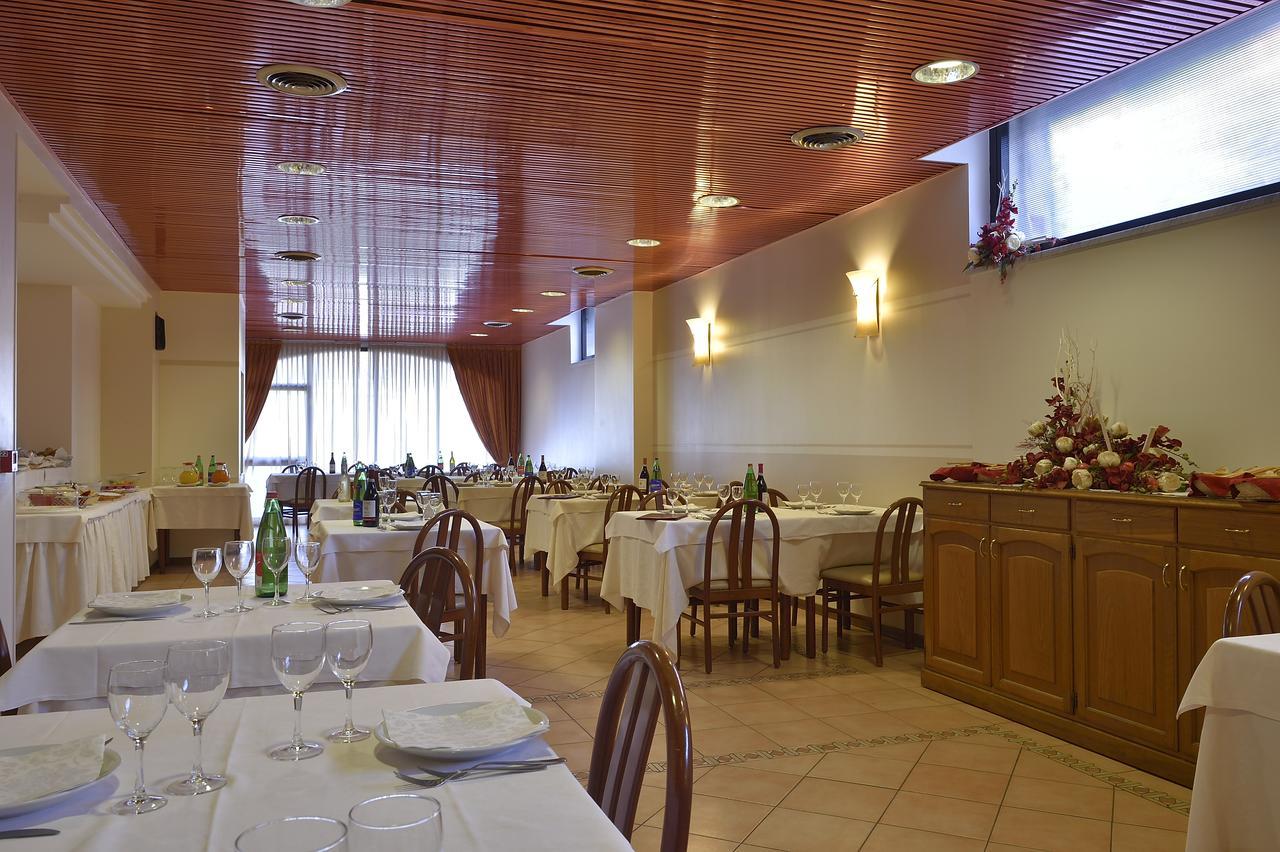 Dropiluc Otel Druento Dış mekan fotoğraf
